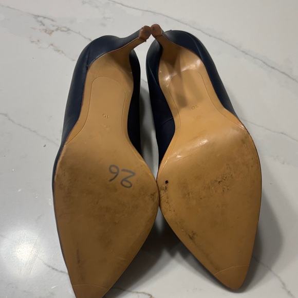 BCBGeneration Dark Blue Heels with Metallic Accent - Picture 12 of 14